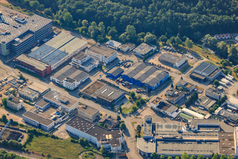 Vue aérienne de GmbH & Co. KG - Usine II à le quartier Brötzingen in Pforzheim dans le département Bade-Wurtemberg, Allemagne