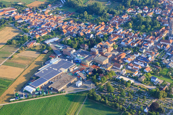 Enregistrement par drone de BRASSERIE BELLHEIMER - PARK & Bellheimer Breweries GmbH & Co. KG à Bellheim dans le département Rhénanie-Palatinat, Allemagne