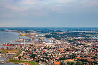 Vue aérienne de Plage de Grimmershörn, Baie du Nord à Cuxhaven dans le département Basse-Saxe, Allemagne