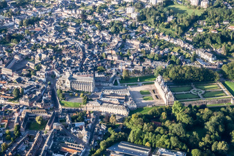 Photographie aérienne de Parc du château Eu en Normandie à Eu dans le département Seine-Maritime, France
