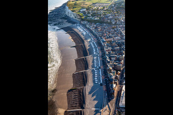Vue aérienne de Peste à Mers-les-Bains dans le département Somme, France