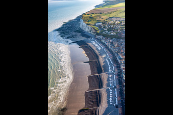 Vue aérienne de Peste à Mers-les-Bains dans le département Somme, France