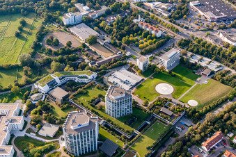 Clinique des accidents BG à le quartier Oggersheim in Ludwigshafen am Rhein dans le département Rhénanie-Palatinat, Allemagne d'en haut