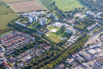 Clinique des accidents BG à le quartier Oggersheim in Ludwigshafen am Rhein dans le département Rhénanie-Palatinat, Allemagne hors des airs