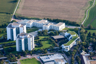 Clinique des accidents BG à le quartier Oggersheim in Ludwigshafen am Rhein dans le département Rhénanie-Palatinat, Allemagne vue du ciel