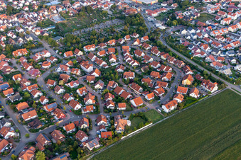 Vue aérienne de Bague Poméranie à Offenbach an der Queich dans le département Rhénanie-Palatinat, Allemagne