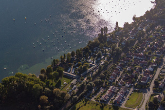 Vue aérienne de Camping au bord du lac à Allensbach dans le département Bade-Wurtemberg, Allemagne