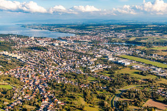 Vue aérienne de Du nord-ouest à le quartier Petershausen in Konstanz dans le département Bade-Wurtemberg, Allemagne