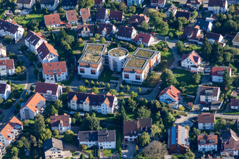 Vue aérienne de Maison de retraite - résidence senior de la maison de retraite Haus Urisberg dans le quartier de Fürstenberg à le quartier Wollmatingen in Konstanz dans le département Bade-Wurtemberg, Allemagne
