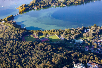 Vue aérienne de Terrains de sport universitaires à le quartier Egg in Konstanz dans le département Bade-Wurtemberg, Allemagne