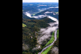 Gorges du Danube à Buchheim dans le département Bade-Wurtemberg, Allemagne hors des airs