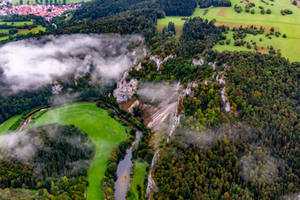 Gorges du Danube à Buchheim dans le département Bade-Wurtemberg, Allemagne vue d'en haut