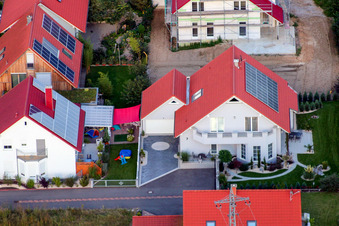 À Narrenberg à Hergersweiler dans le département Rhénanie-Palatinat, Allemagne vue d'en haut
