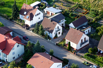 Mühlstr à Barbelroth dans le département Rhénanie-Palatinat, Allemagne du point de vue du drone