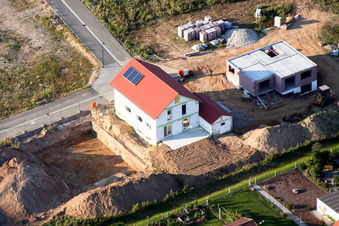 Image drone de Nouvelle zone de développement Am Höhenweg à Kandel dans le département Rhénanie-Palatinat, Allemagne