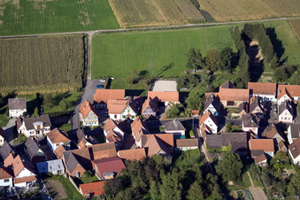 Schleithal dans le département Bas Rhin, France depuis l'avion