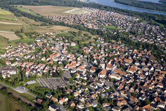 Drusenheim dans le département Bas Rhin, France depuis l'avion