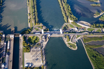 Vue aérienne de Barrage de Rheinau - Gambsheim à Gambsheim dans le département Bas Rhin, France