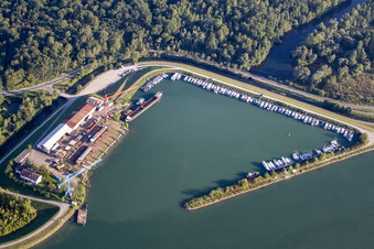 Vue aérienne de Chantier naval Karcher GmbH, Marina à le quartier Freistett in Rheinau dans le département Bade-Wurtemberg, Allemagne