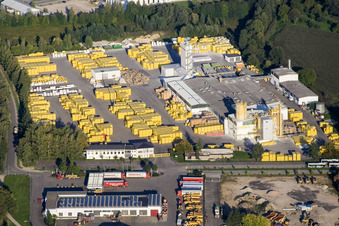 Locaux de l'usine Xella Deutschland GmbH à le quartier Freistett in Rheinau dans le département Bade-Wurtemberg, Allemagne d'en haut