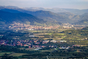 Vue aérienne de De l'ouest à le quartier Zusenhofen in Oberkirch dans le département Bade-Wurtemberg, Allemagne