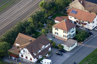 Vue aérienne de Chambres, Restaurant Gaukel à le quartier Urloffen in Appenweier dans le département Bade-Wurtemberg, Allemagne