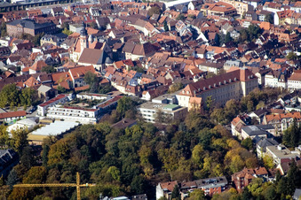 Vue aérienne de Karlsburg à le quartier Durlach in Karlsruhe dans le département Bade-Wurtemberg, Allemagne