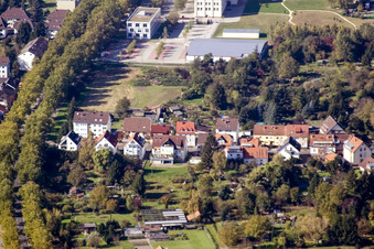 Vue aérienne de Rommelstr à le quartier Durlach in Karlsruhe dans le département Bade-Wurtemberg, Allemagne