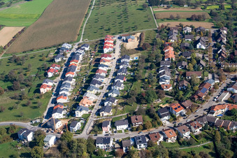 Vue d'oiseau de Quartier Hohenwettersbach in Karlsruhe dans le département Bade-Wurtemberg, Allemagne