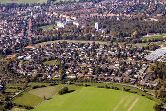 Vue aérienne de Bague de conte de fées à le quartier Rüppurr in Karlsruhe dans le département Bade-Wurtemberg, Allemagne