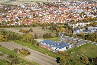 Salle Bienwald Kandel à Kandel dans le département Rhénanie-Palatinat, Allemagne d'un drone