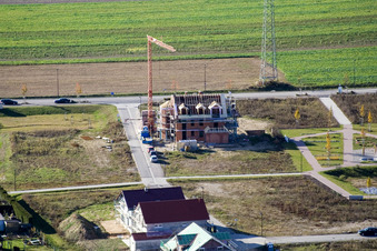 Sur la haute piste à Kandel dans le département Rhénanie-Palatinat, Allemagne d'en haut