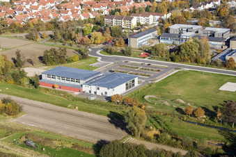 Salle Bienwald Kandel à Kandel dans le département Rhénanie-Palatinat, Allemagne d'un drone