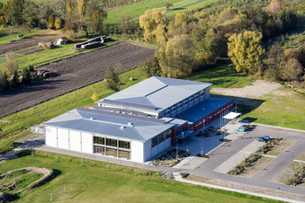 Enregistrement par drone de Salle Bienwald Kandel à Kandel dans le département Rhénanie-Palatinat, Allemagne