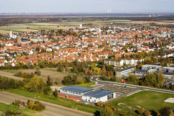 Salle Bienwald Kandel à Kandel dans le département Rhénanie-Palatinat, Allemagne vu d'un drone