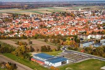 Photographie aérienne de Salle d'événements Bienwaldhalle à Kandel dans le département Rhénanie-Palatinat, Allemagne