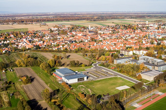 Vue oblique de Salle Bienwald Kandel à Kandel dans le département Rhénanie-Palatinat, Allemagne