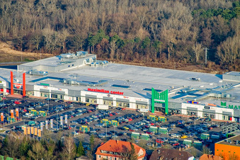Vue aérienne de Baptême du marché au Centre Maximilien à le quartier Maximiliansau in Wörth am Rhein dans le département Rhénanie-Palatinat, Allemagne