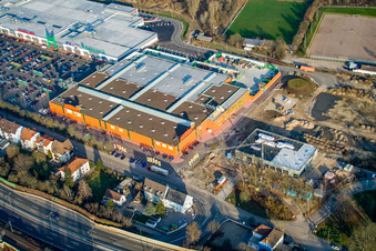 Quincaillerie Globus au Centre Maximilien à le quartier Maximiliansau in Wörth am Rhein dans le département Rhénanie-Palatinat, Allemagne depuis l'avion