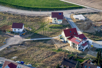 Vue d'oiseau de Sur la haute piste à Kandel dans le département Rhénanie-Palatinat, Allemagne