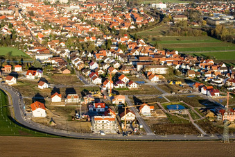Sur la haute piste à Kandel dans le département Rhénanie-Palatinat, Allemagne hors des airs