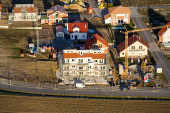 Sur la haute piste à Kandel dans le département Rhénanie-Palatinat, Allemagne vue d'en haut