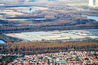 Vue aérienne de Insel Grün, centre logistique Daimler à Germersheim dans le département Rhénanie-Palatinat, Allemagne