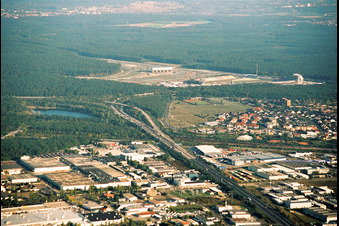 Vue aérienne de Hockenheimring depuis le nord-ouest à Hockenheim dans le département Bade-Wurtemberg, Allemagne