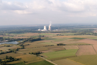 Vue oblique de Centrale nucléaire du sud-ouest à Philippsburg dans le département Bade-Wurtemberg, Allemagne
