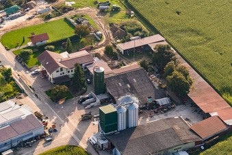 Vue aérienne de Compost de Richard Jungkind à le quartier Rheinsheim in Philippsburg dans le département Bade-Wurtemberg, Allemagne