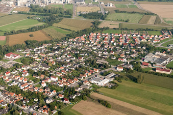 Beinheim dans le département Bas Rhin, France vu d'un drone