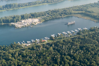 Vue aérienne de Yacht club à Offendorf dans le département Bas Rhin, France