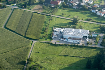 Vue aérienne de Site de l'usine de tri des déchets et du recyclage de FISCHER GmbH à Wagshurst à le quartier Wagshurst in Achern dans le département Bade-Wurtemberg, Allemagne