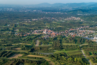 Photographie aérienne de Du sud à le quartier Ulm in Renchen dans le département Bade-Wurtemberg, Allemagne